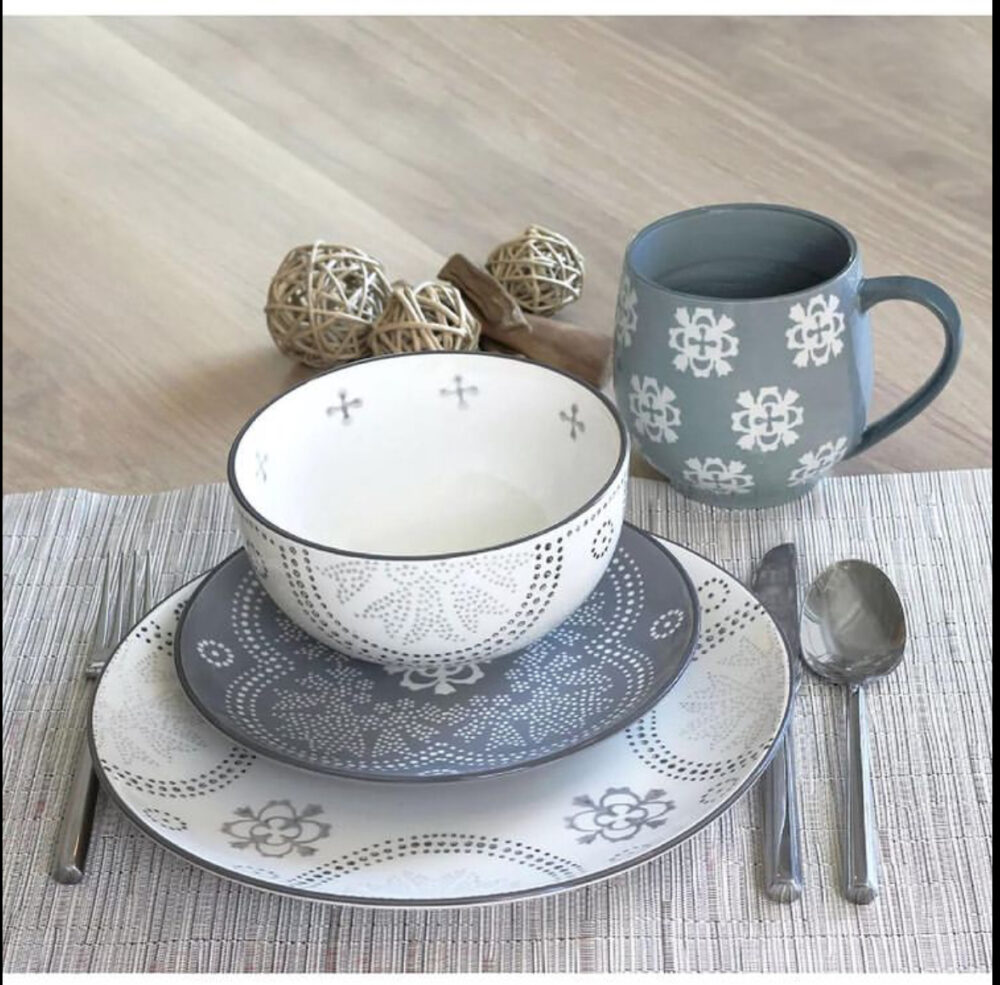 16 Piece Olivia Dinnerware Set - Image 3