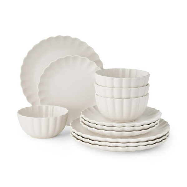 Member's Mark 12 Piece Scallop Dinnerware Set