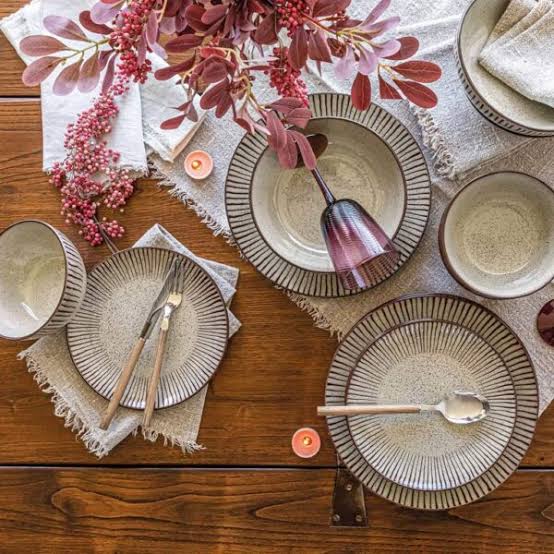 OverandBack 16 Pieces Dinnerware Set Image 3